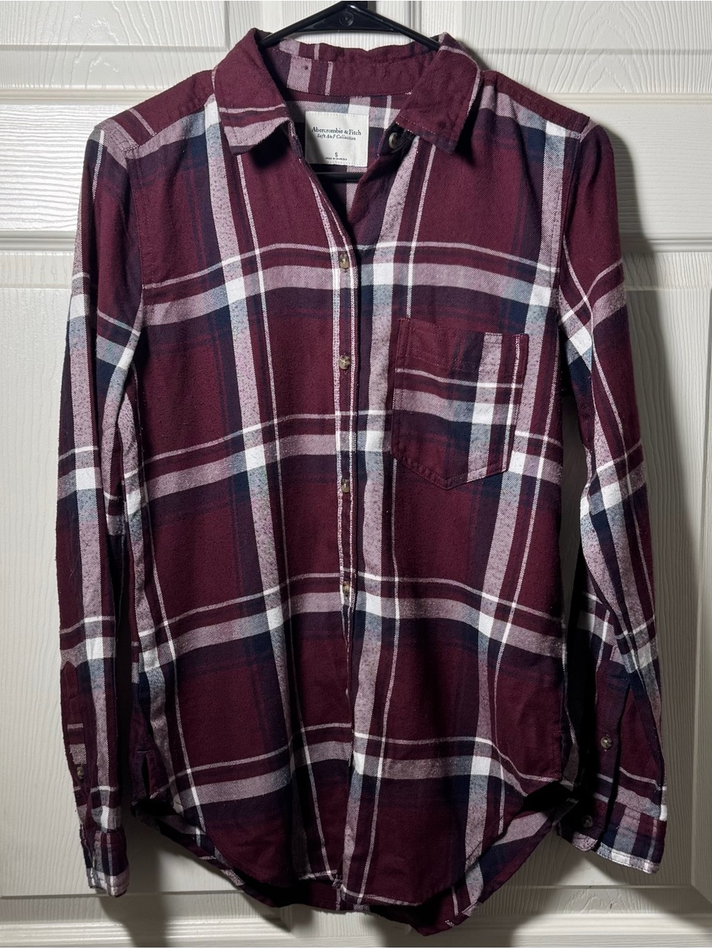 Women’s Abercrombie & Fitch Maroon Plaid Top S